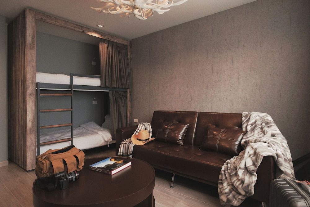 Hide and Seek Boutique Hometel Family Suite 10