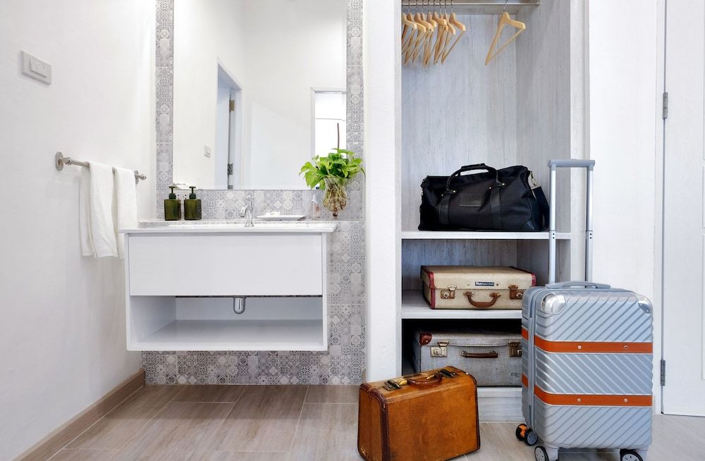 Hide and Seek Boutique Hometel Family Suite 16