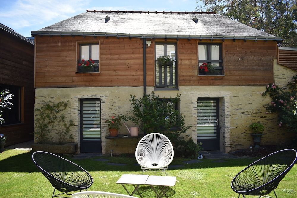 Madeleine & Cie Quadruple Room, Private Bathroom, Garden View (SIDONIE) 4