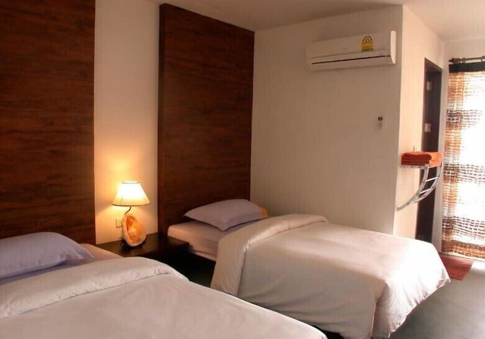 PP Insula Standard Twin Room 7