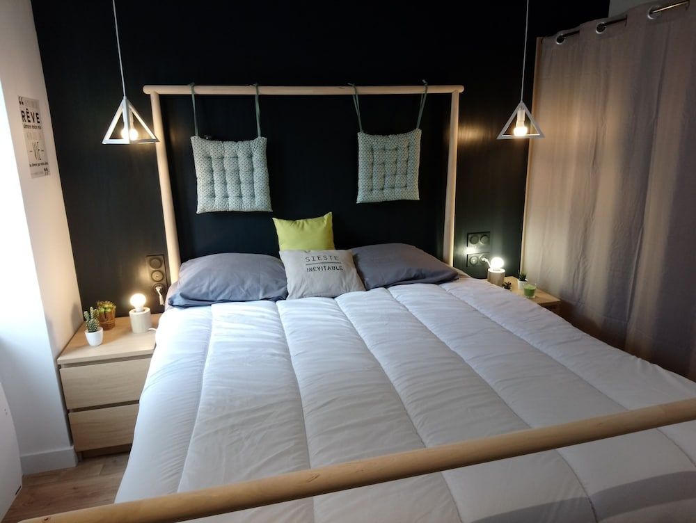 Appart Cosy Brest Les 4 Moulins Apartment, Private Bathroom (COSY BREST 7)