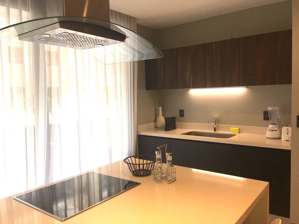 It Residence, Top Location, Luxury 2 Br, Two Roof Pools & Beach Club Included! Condo, 2 Bedrooms, Balcony, City View 10