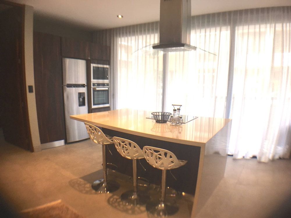 undefined It Residence, Top Location, Luxury 2 Br, Two Roof Pools & Beach Club Included! 9