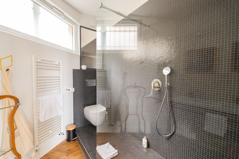 Maison Manège Deluxe Suite 6