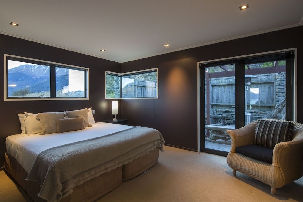 undefined Majestic View Home