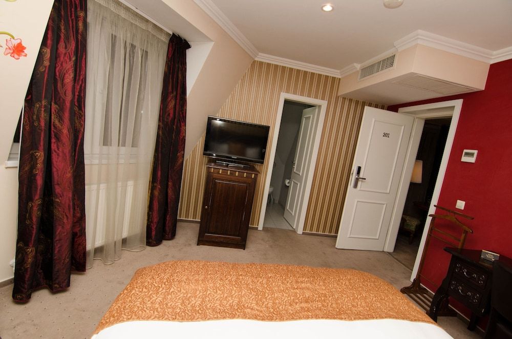 undefined Hotel Boutique Monaco 10