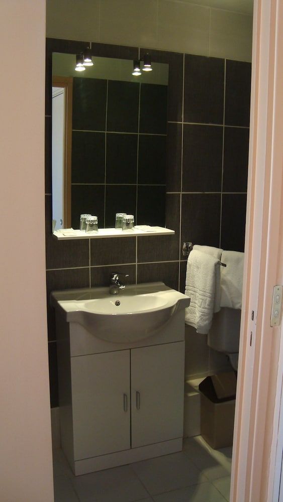 Hôtel de la Poste Classic Double Room 3