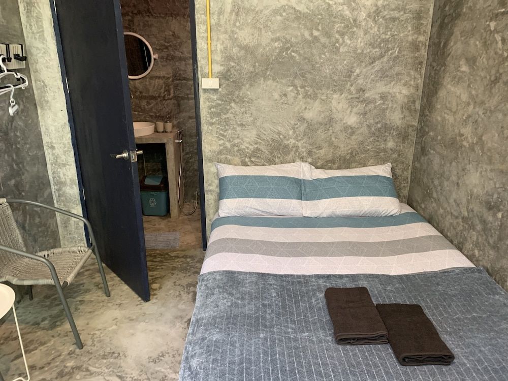 BeachBox KohChang Signature Single Room (B3) 9