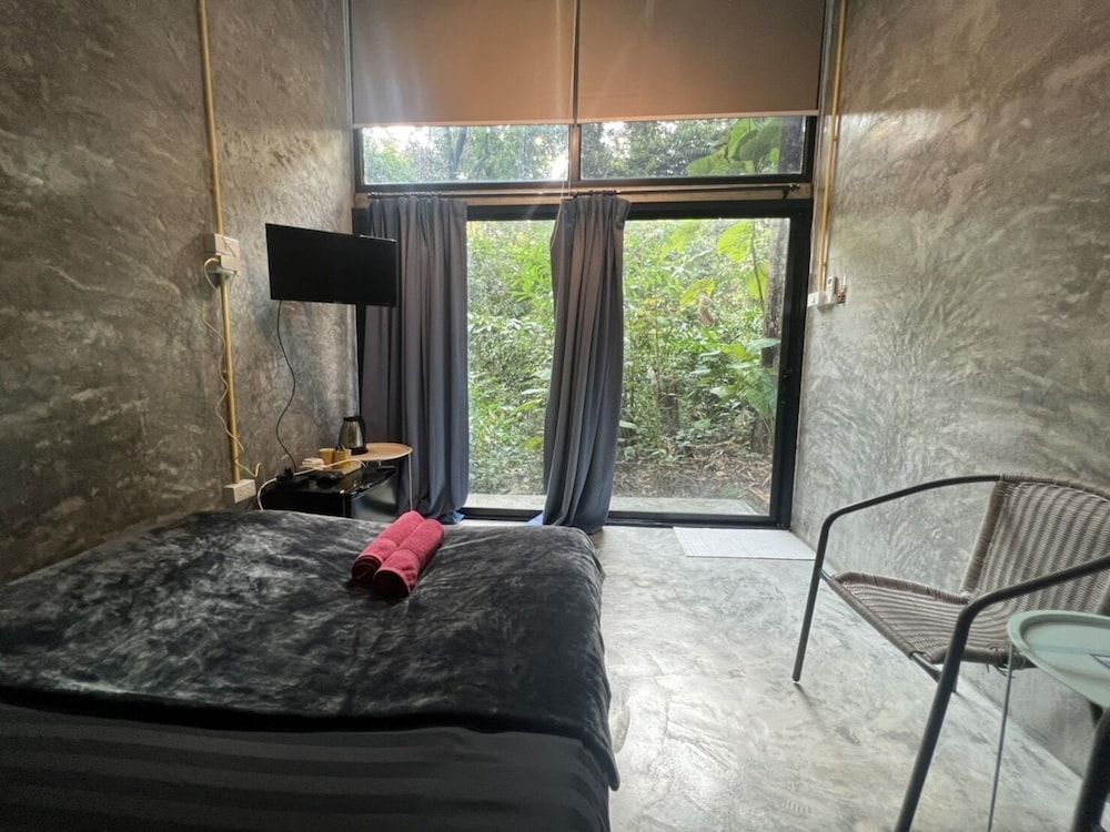 BeachBox KohChang Signature Single Room (B3) 11