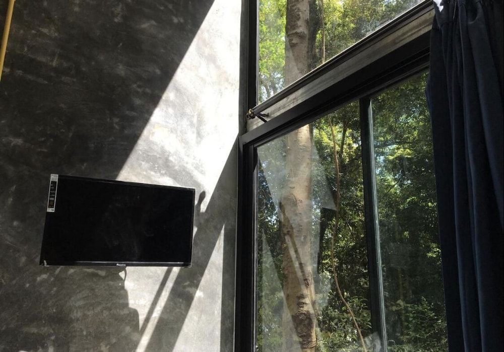 BeachBox KohChang Signature Single Room (B3) 13