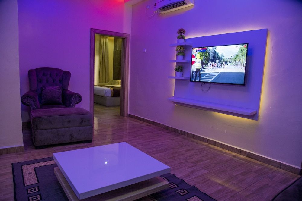 Bedouin Hotel & Suites Executive Suite, 1 King Bed 4