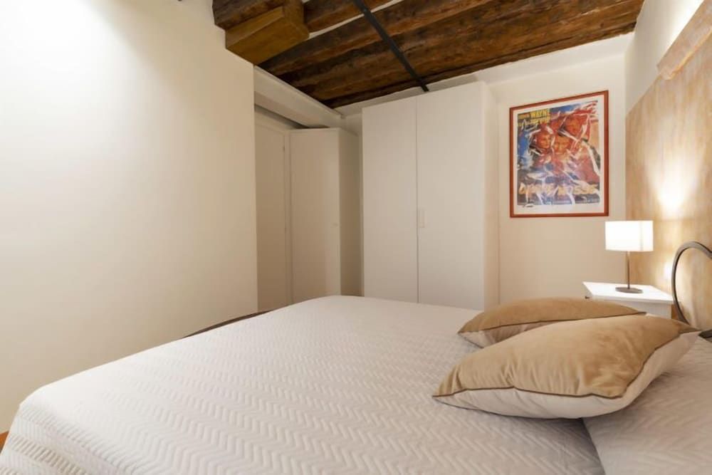 Sant'Aponal Prestige Apartment, 2 Bedrooms 2