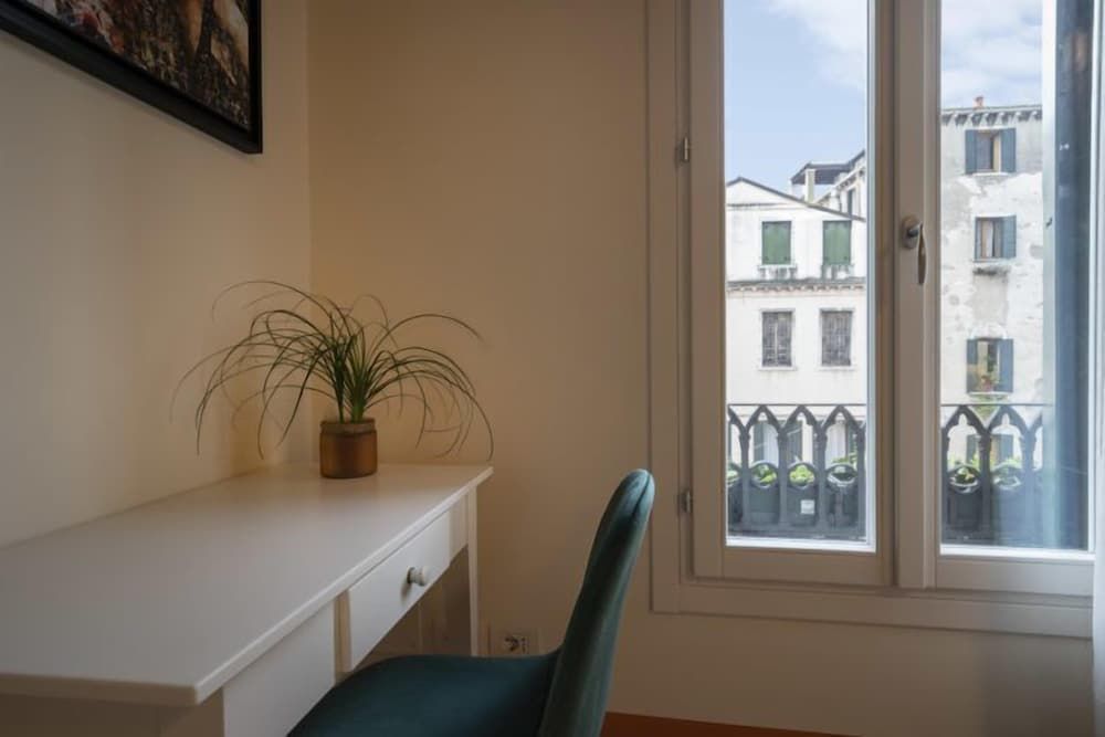 Sant'Aponal Prestige Apartment, 2 Bedrooms 9