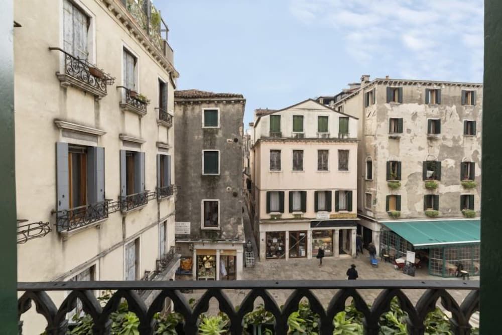 undefined Sant'Aponal Prestige 3