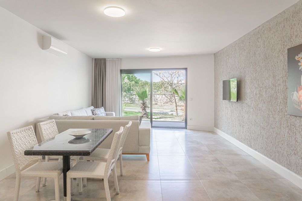 undefined ZEF RESIDENCE 7