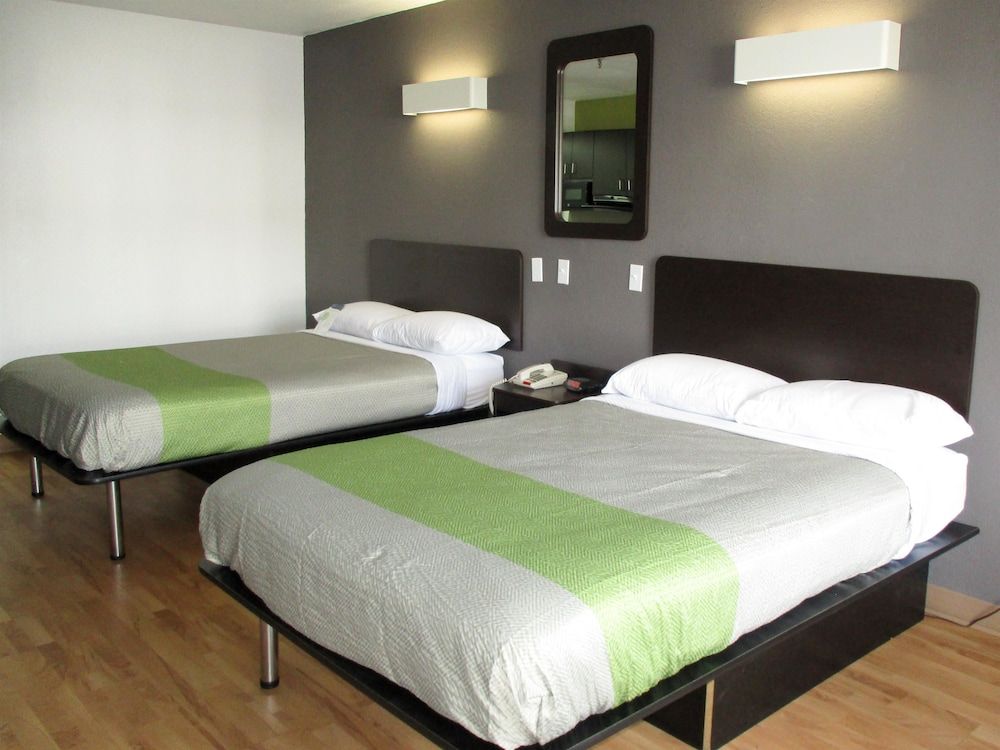 Deluxe Room, 2 Double Beds, Smoking, Kitchenette