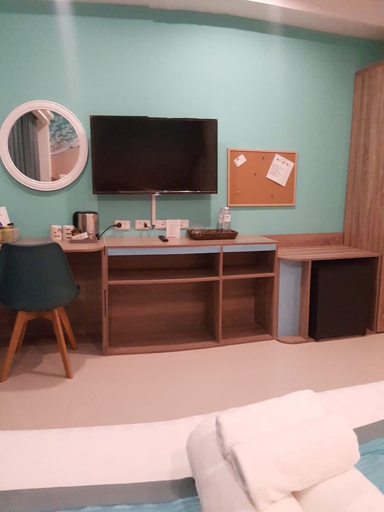 T2 Jomtien Pattaya Superior Twin No Window Room 12