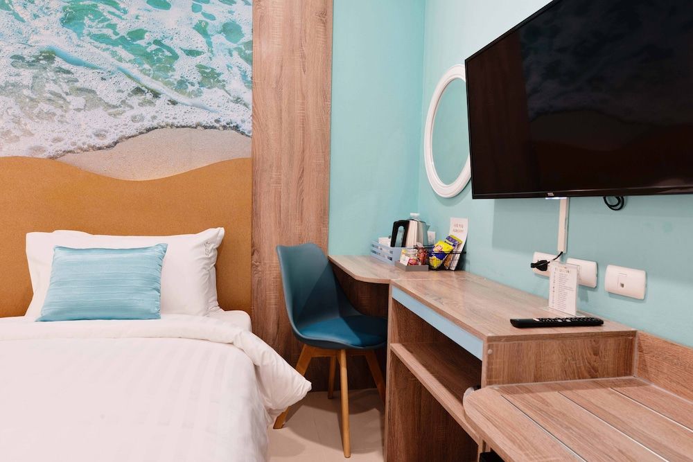 T2 Jomtien Pattaya Superior Twin No Window Room 10