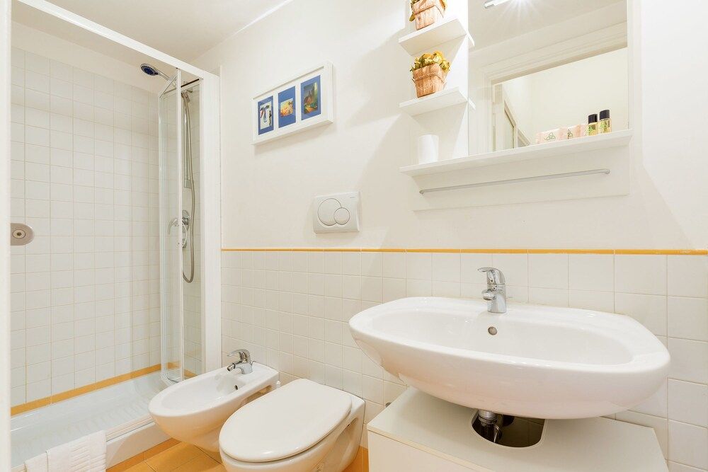 Rome as you feel - Piazza dei Satiri Studio Apartment, 1 Queen Bed 7