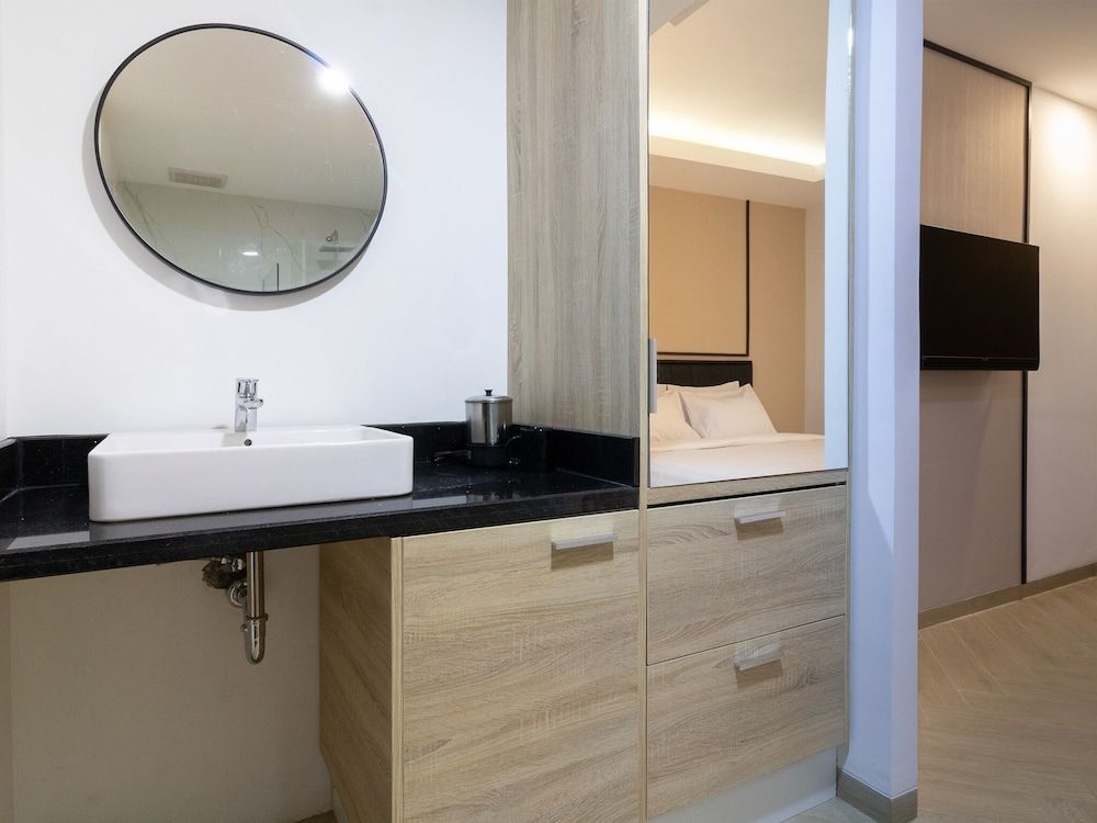 Samana Residence Deluxe Room 5