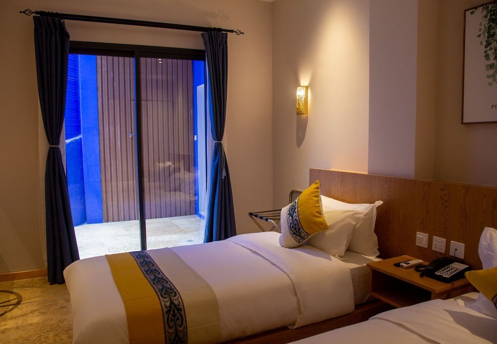 VANCII HOTEL Standard Twin Room, 2 Twin Beds, Smoking, Garden View 5