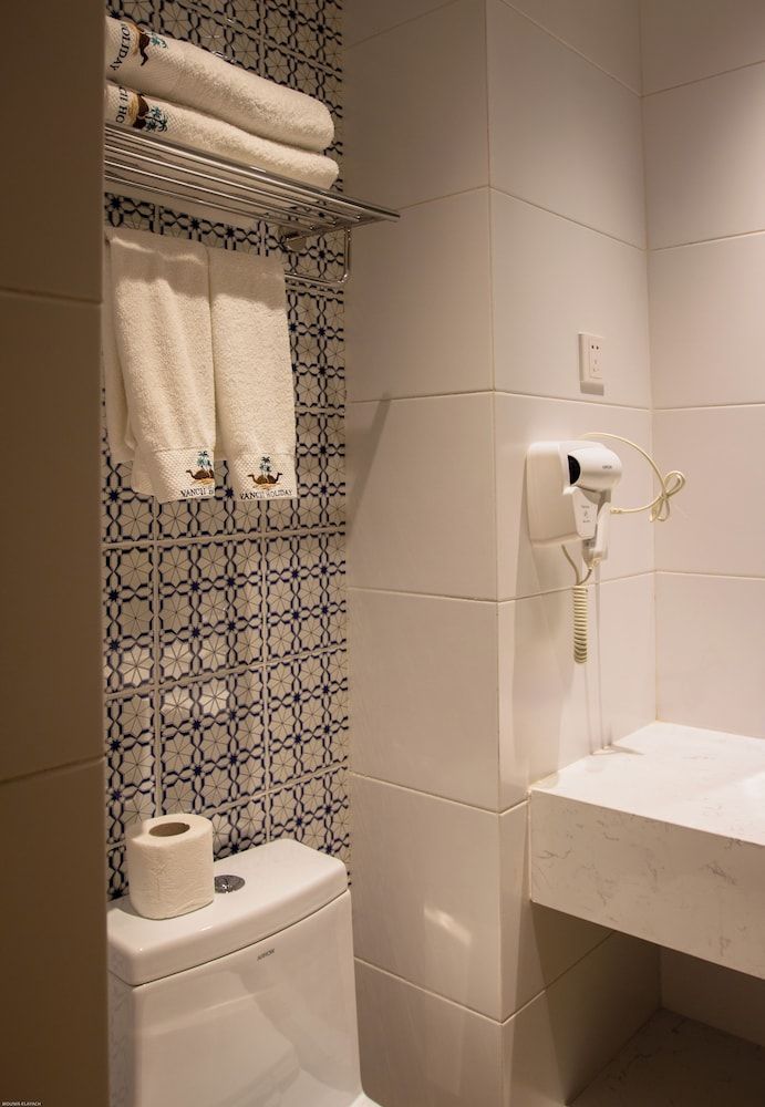 VANCII HOTEL Standard Twin Room, 2 Twin Beds, Smoking, Garden View 7