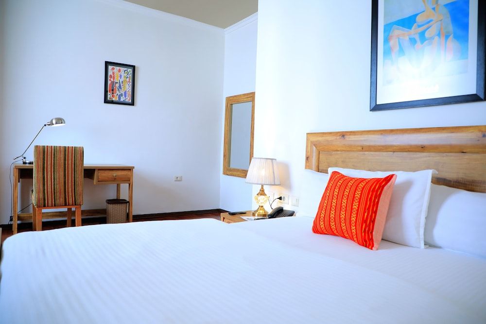 Victoria Guest House Apartments Deluxe Suite 2