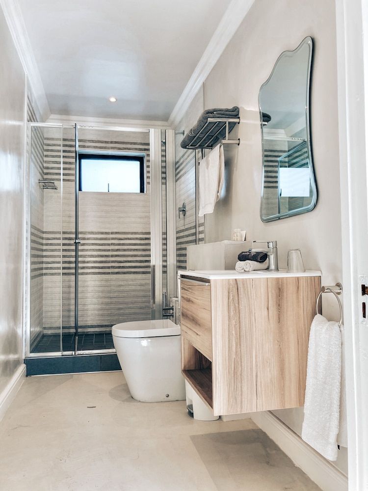 Chateau de Marine Room 0004 9