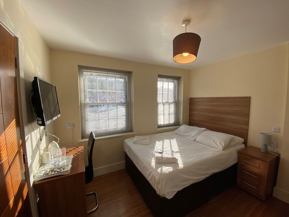 Wendover Arms Double Room