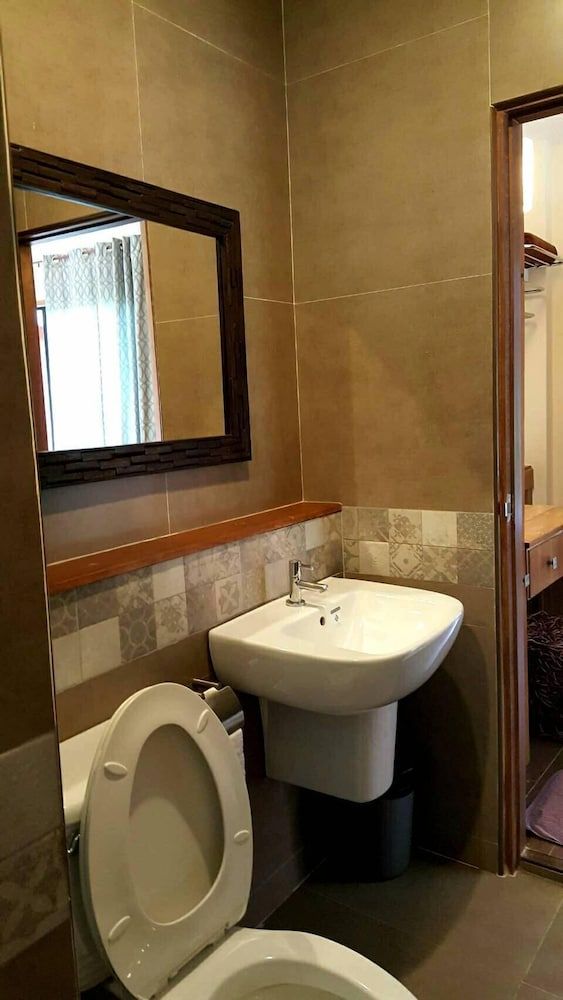 Baan Phuchalianglom Superior Double Room 12