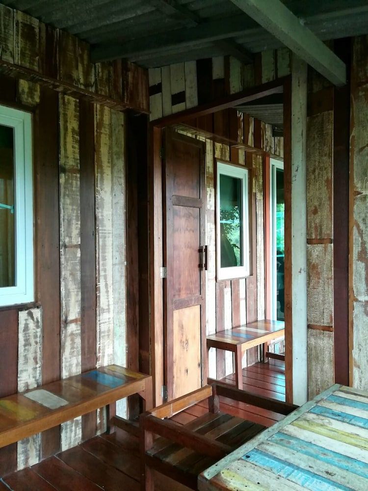 Baan Phuchalianglom Standard Double Room 19