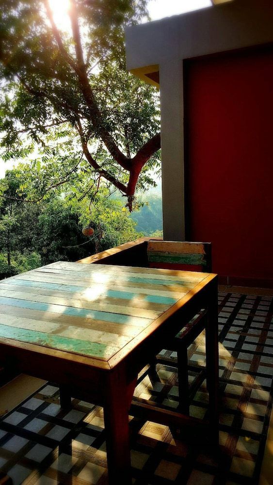 Baan Phuchalianglom Superior Double Room 8