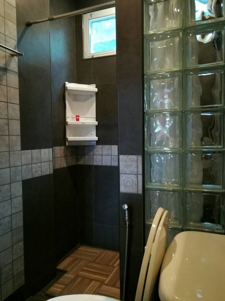 Baan Phuchalianglom Superior Double Room 9