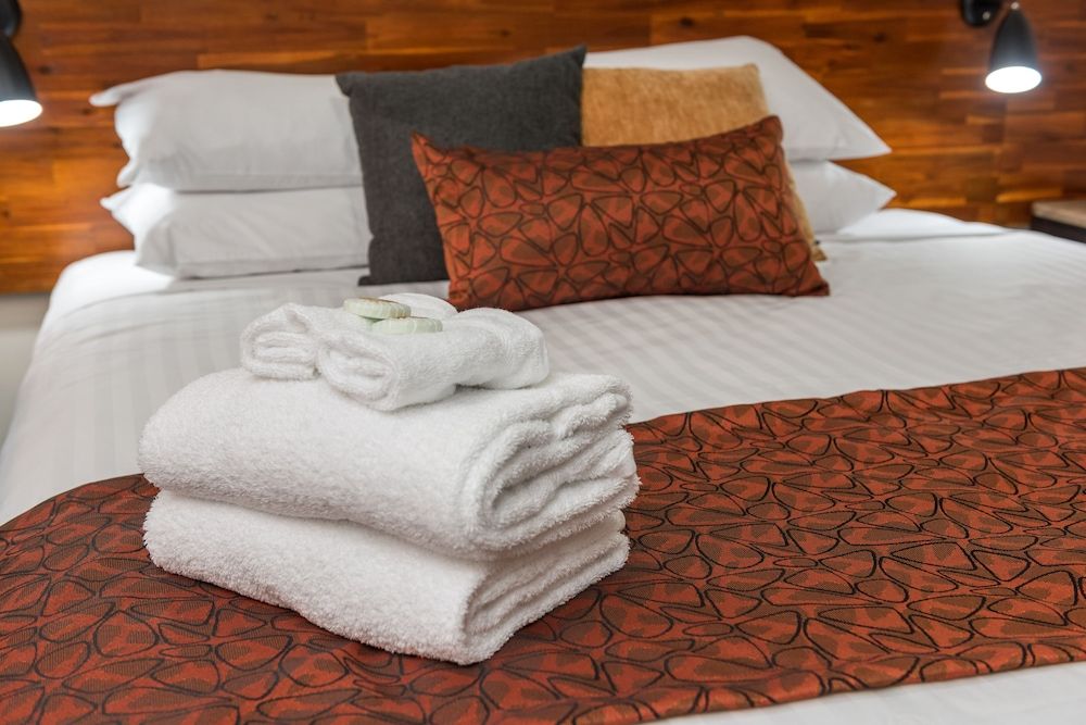 Black Sheep Motel Goulburn Standard King Room 9