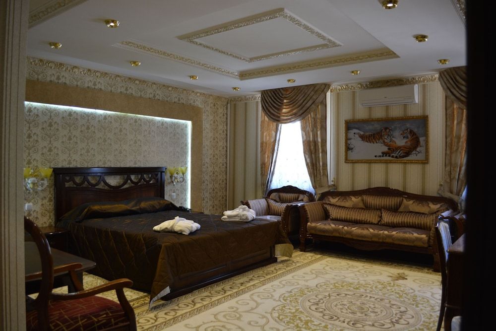 Papillon Hotel Luxury Room 11