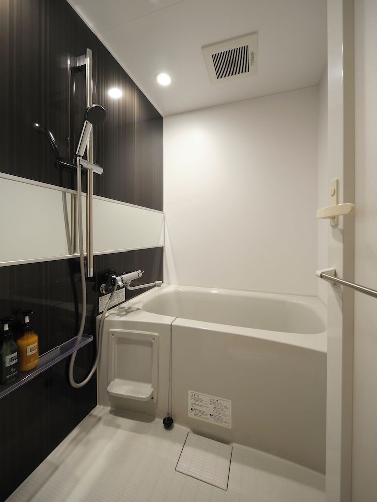 lili kyoto Double Room 7