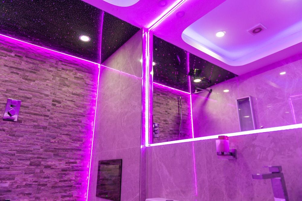 Aphrodite Suites Executive Apartment, Hot Tub 17