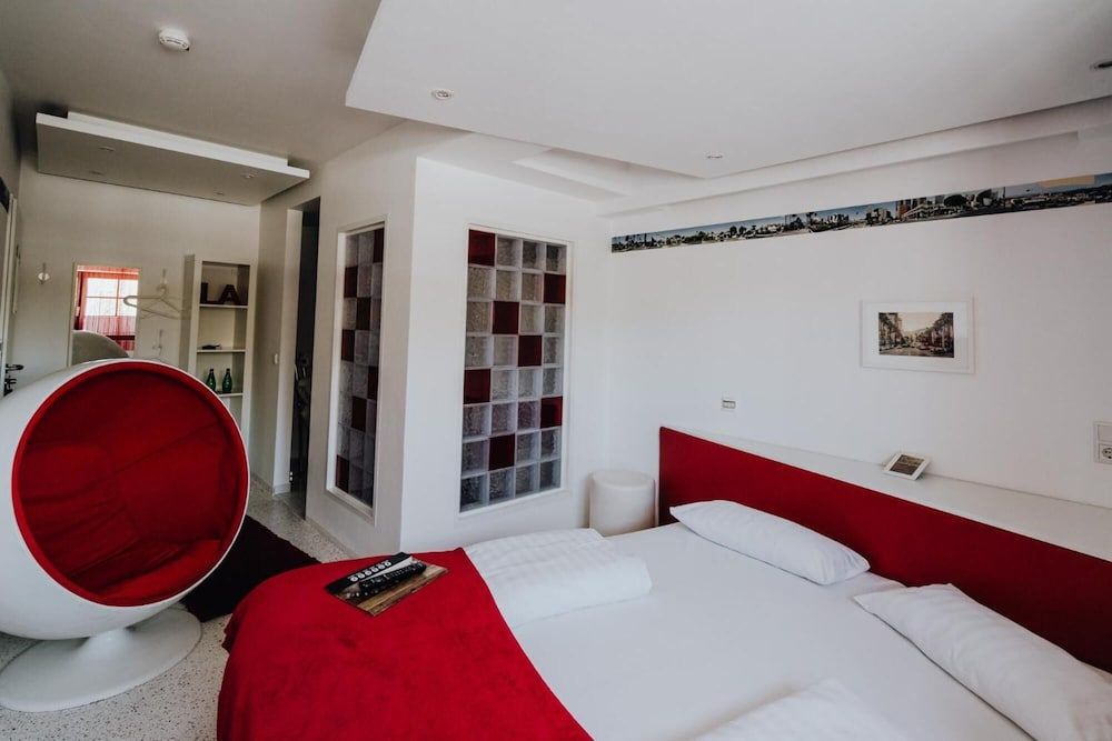 Road Stop Motel Dortmund Room (LA) 3