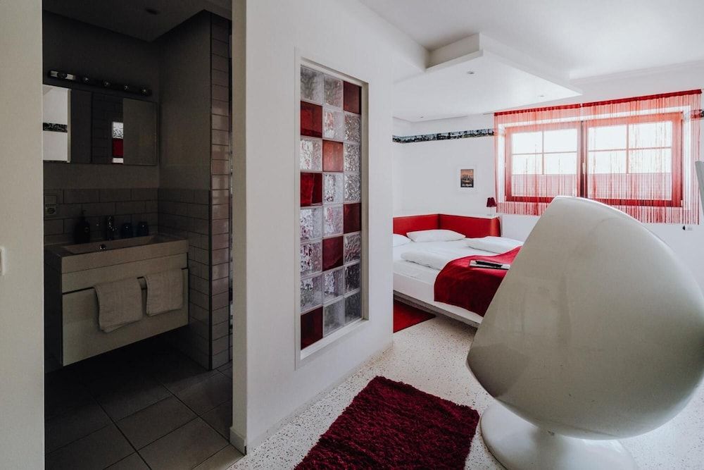 Road Stop Motel Dortmund Room (LA) 5