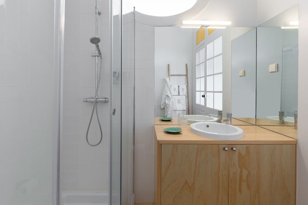 B28 Apartments Superior Apartment, City View (4A) 4