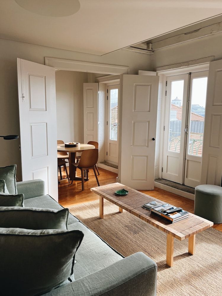 B28 Apartments Family Apartment, 1 Bedroom, Balcony, Mezzanine 10