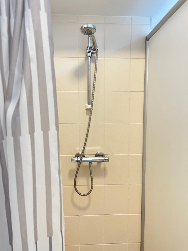 Carlstad Hostel Sport Shared Dormitory (Women Only) 4