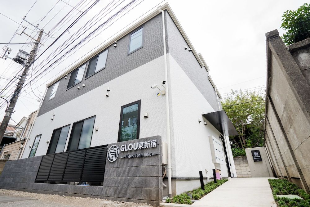 undefined GLOU Higashi Shinjuku 5