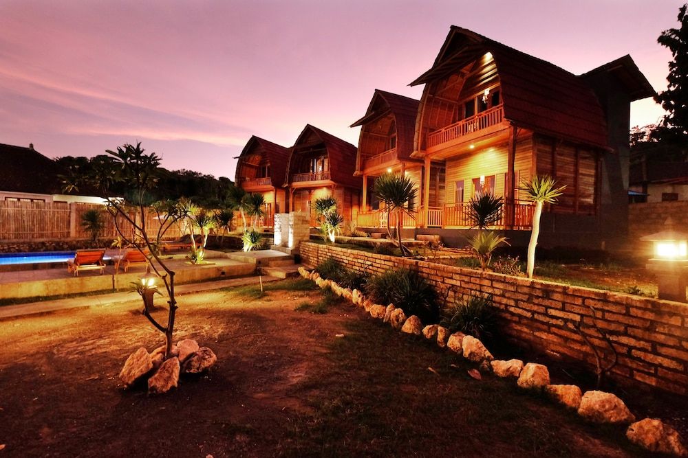 undefined Adara Beach Hut 4