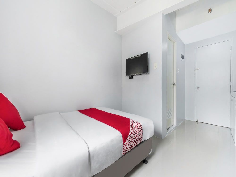 Super OYO 515 Finnex Hotel Standard Double Room