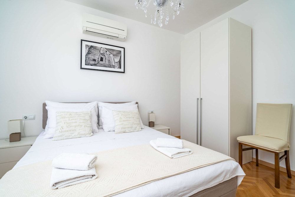 Holiday Home King House (Four-Bedroom House with Terrace) 10