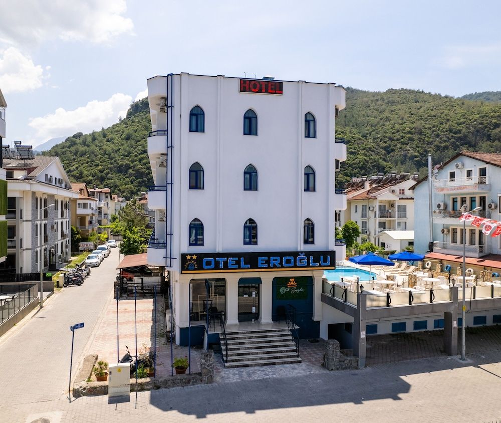 undefined Otel Eroglu 6