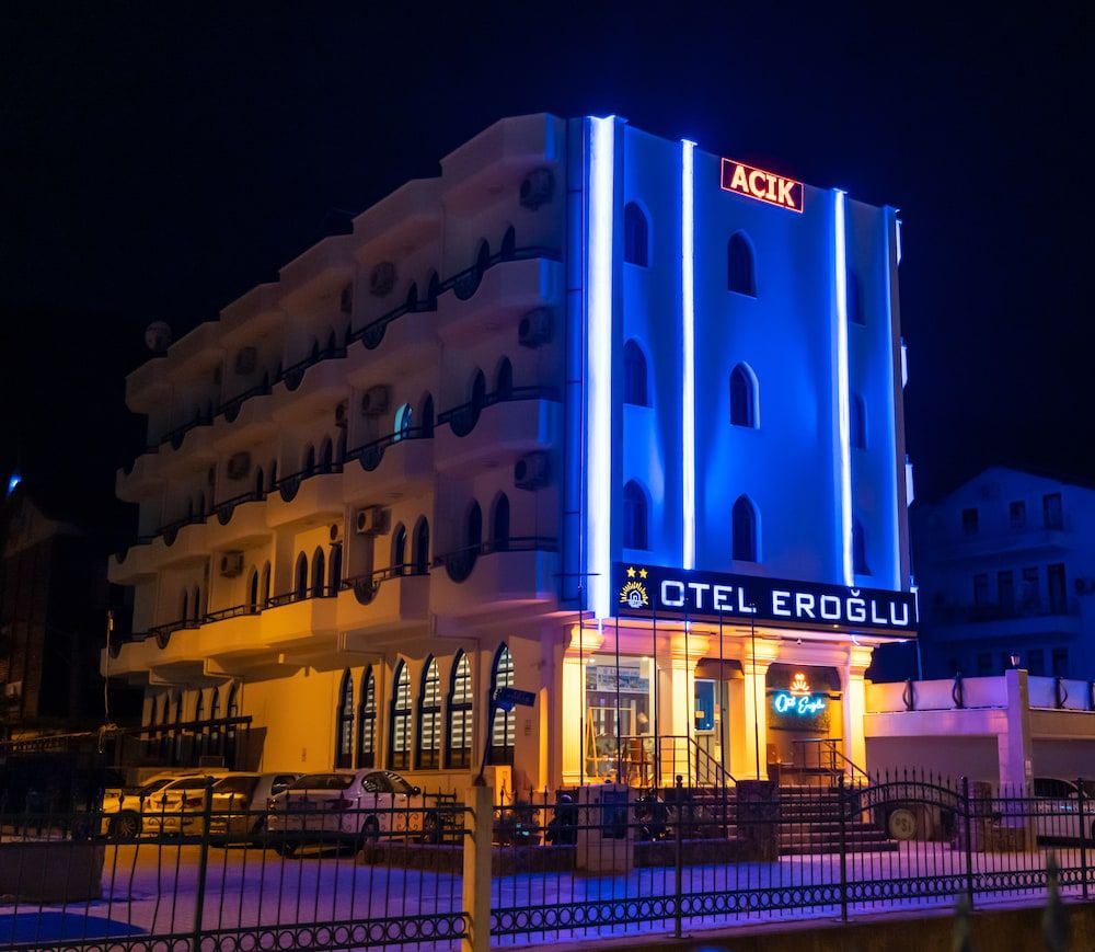 undefined Otel Eroglu 5