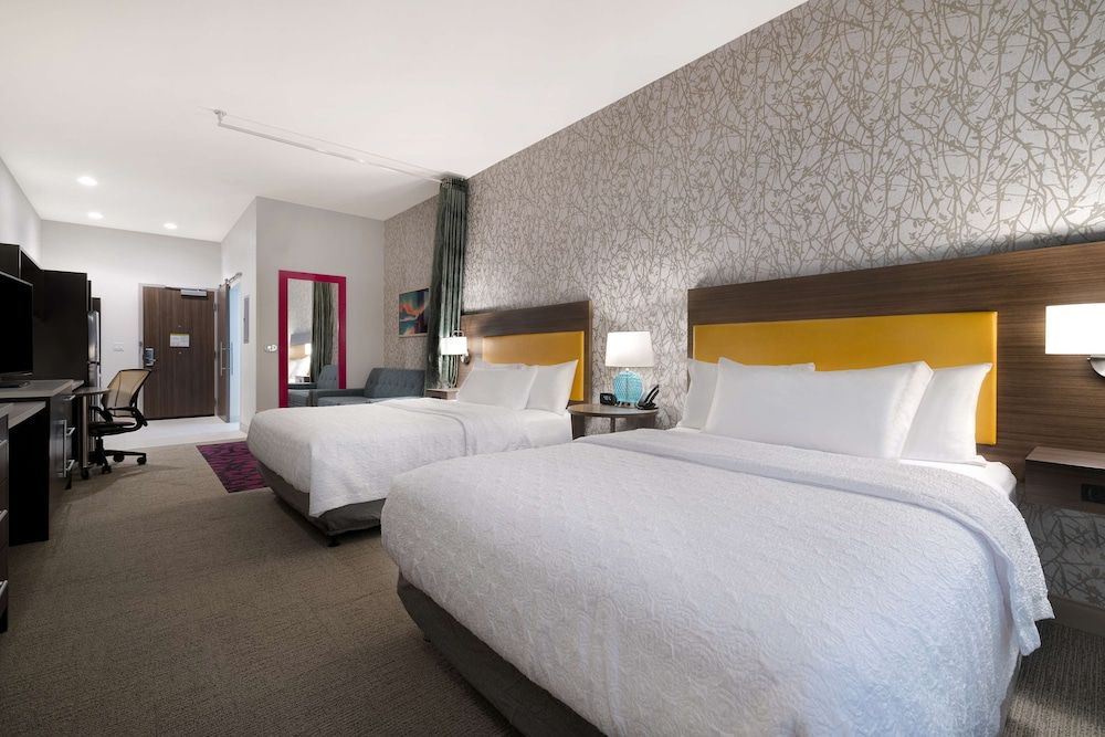 Studio, 2 Queen Beds, Accessible (Mobility, 3x3 Shower)