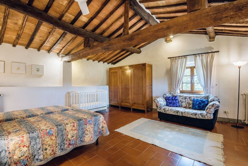 Agriturismo La Ferrozzola Apartment, 2 Bedrooms, Kitchenette (Ginestra) 2